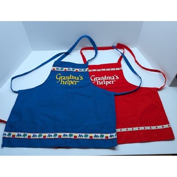 Vintage Full Kid's Aprons Grandma's Helper Red/Blue Set of 2 - Picture 1 of 7